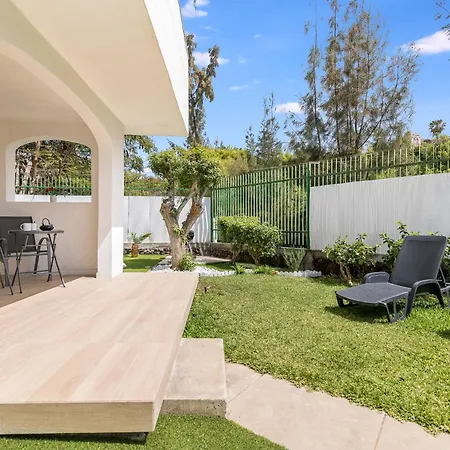 Home2book Stylish Terrace & Bbq, Apartman *