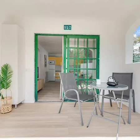 Apartment Home2book Stylish Terrace & Bbq,
